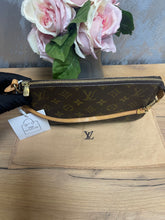 Load image into Gallery viewer, Louis Vuitton Pochette Mono SKU7002