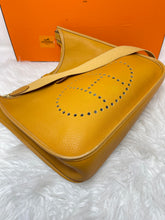 Load image into Gallery viewer, Hermes Evelyne GM SKU6739