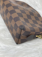 Load image into Gallery viewer, Louis Vuitton Cosmetics Pouch DE SKU6701