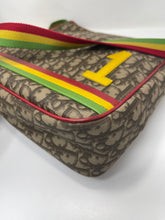 Load image into Gallery viewer, Christian Dior Crossbody SK6940