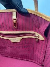 Load image into Gallery viewer, Neverfull MM Pivione SKU6530