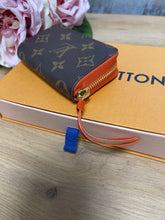 Load image into Gallery viewer, Multicartes Wallet SKU6685