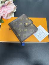 Load image into Gallery viewer, Louis Vuitton Compact Wallet SKU9014