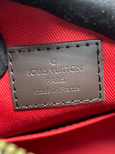Load image into Gallery viewer, Louis Vuitton Southbank SKU7003