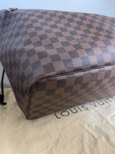 Load image into Gallery viewer, Louis Vuitton Neverfull GM DE SKU6338