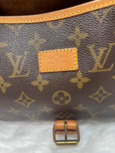 Load image into Gallery viewer, Louis Vuitton Saumur 35 SKU6696