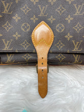 Load image into Gallery viewer, Louis Vuitton Cartouchiere GM SKU6739