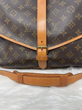 Load image into Gallery viewer, Louis Vuitton Saumur 35 SKU6696