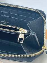 Load image into Gallery viewer, Clemence Empreinte SKU6581