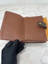 Load image into Gallery viewer, Louis Vuitton Bifold Wallet SKU6886