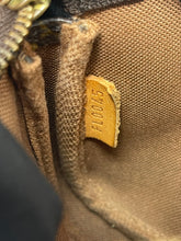 Load image into Gallery viewer, Mini Pochette SKU6616
