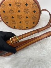 Load image into Gallery viewer, MCM Crossbody Round SKU6575