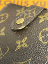 Load image into Gallery viewer, Louis Vuitton Compact Wallet SKU9014