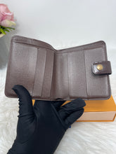 Load image into Gallery viewer, Compact DE SKU6586
