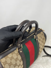 Load image into Gallery viewer, Gucci Boston SKU6674