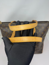 Load image into Gallery viewer, Louis Vuitton Cabas Mezzo SKU6677