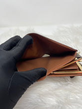 Load image into Gallery viewer, Kisslock Wallet SKU6568