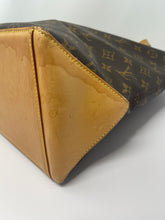 Load image into Gallery viewer, Louis Vuitton Cabas Mezzo SKU6776
