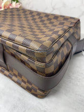 Load image into Gallery viewer, Louis Vuitton Nabiglo DE SKU6906