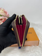 Load image into Gallery viewer, Clemence Wallet SKU6602
