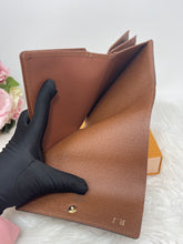 Load image into Gallery viewer, Alexandra Wallet SKU6599