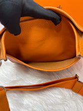 Load image into Gallery viewer, Hermes Evelyne PM III SKU6719