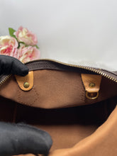 Load image into Gallery viewer, Speedy 25 SKU6610