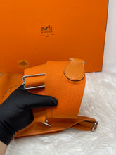 Load image into Gallery viewer, Hermes Evelyne PM III SKU6719