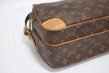 Load image into Gallery viewer, Louis Vuitton Nile SKU6738