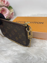 Load image into Gallery viewer, Mini Pochette SKU6616