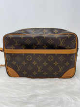 Load image into Gallery viewer, Louis Vuitton Trocadero 23 SKU6734