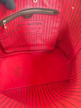 Load image into Gallery viewer, Louis Vuitton Neverfull GM DE SKU6338