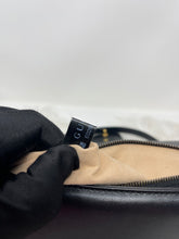 Load image into Gallery viewer, Gucci Marmont Medium SKU6742