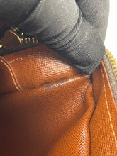 Load image into Gallery viewer, Louis Vuitton Trocadero 23 SKU6734
