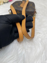 Load image into Gallery viewer, Louis Vuitton Mini St Cloud SKU6717