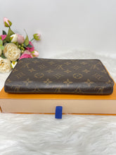 Load image into Gallery viewer, Louis Vuitton Zippy Organizer Monogram SKU6707