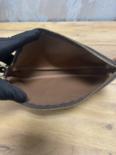 Load image into Gallery viewer, Louis Vuitton Pochette Accessories SKU7002