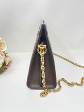 Load image into Gallery viewer, Gucci Shoulder Chain Medium SKU6960