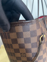 Load image into Gallery viewer, Louis Vuitton Neverfull GM DE SKU6338