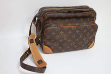 Load image into Gallery viewer, Louis Vuitton Nile SKU6738