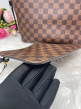 Load image into Gallery viewer, Neverfull MM DE SKU6633