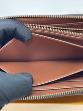 Load image into Gallery viewer, Louis Vuitton Zippy Wallet Monogram SKU6708
