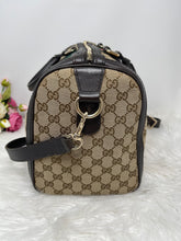 Load image into Gallery viewer, Gucci Boston SKU6674