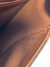 Load image into Gallery viewer, Louis Vuitton St Cloud GM SKU6727