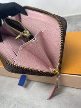 Load image into Gallery viewer, Louis Vuitton Clemence SKU6784
