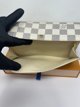 Load image into Gallery viewer, Louis Vuitton Sarah SKU6789