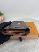 Load image into Gallery viewer, Alexandra Wallet SKU6599