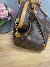 Load image into Gallery viewer, Louis Vuitton Tivoli SKU7009