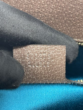 Load image into Gallery viewer, Gucci Shoulder Chain Medium SKU6960