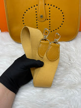 Load image into Gallery viewer, Hermes Evelyne GM SKU6739